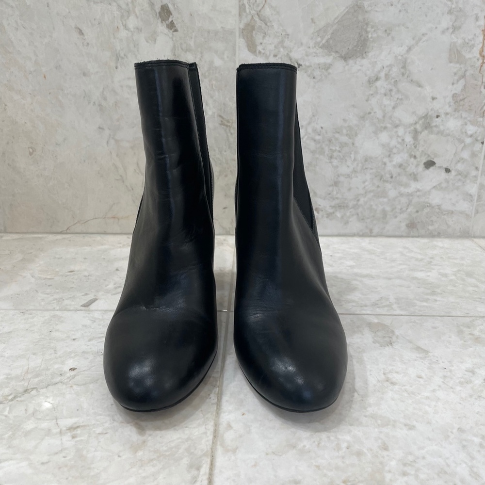 ***SOLD***SAM EDELMAN {9.5} Black Bootie Ankle Boot Rounded Blocky Heel - Picture 4 of 14